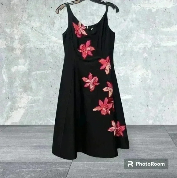 NWOT Kate Spade Black Tiger Lily Applique Fit & Flare Dress sz 4 - Picture 6 of 16